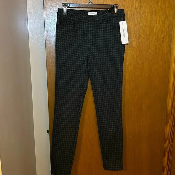 Calvin Kline Plaid Flat Front Perfect For The Office Size 4 NWT - Picture 1 of 10